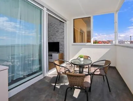 Apartment Brand New Ritta